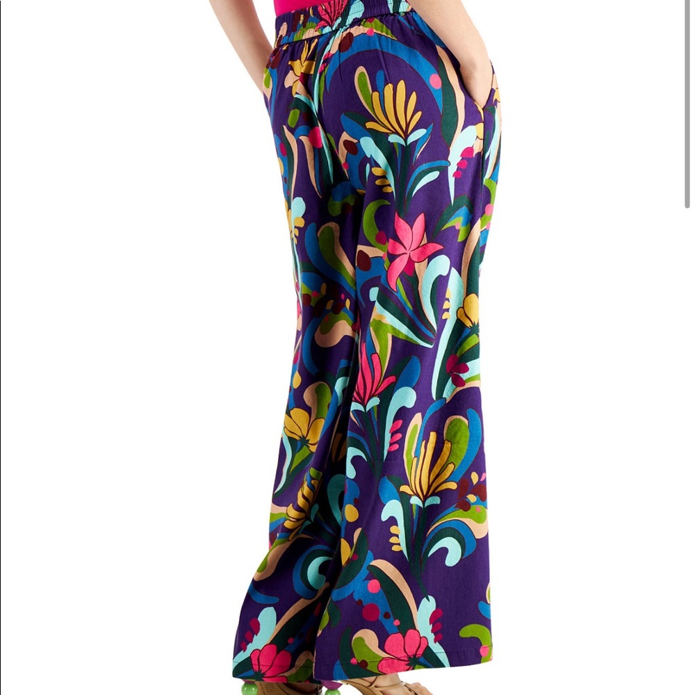 Wide leg pants